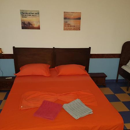 Home Hostel Shkoder Luaran gambar