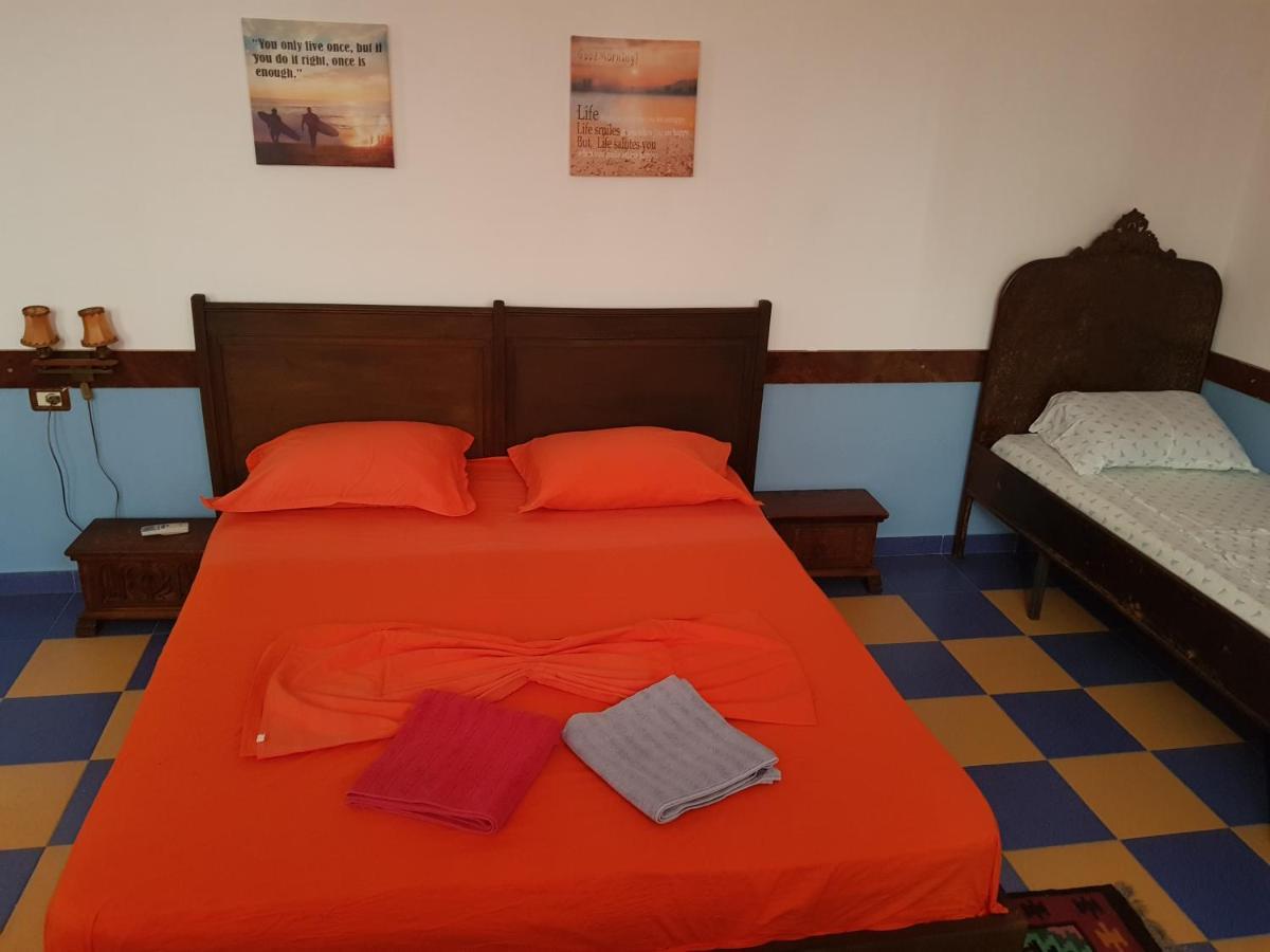 Home Hostel Shkoder Luaran gambar